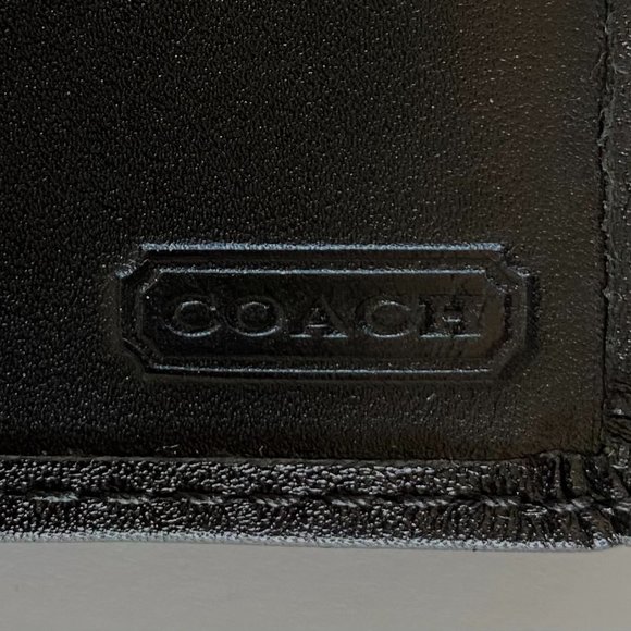 ***SOLD*** Classic Coach Black Leather Folding Wallet. - Picture 7 of 7